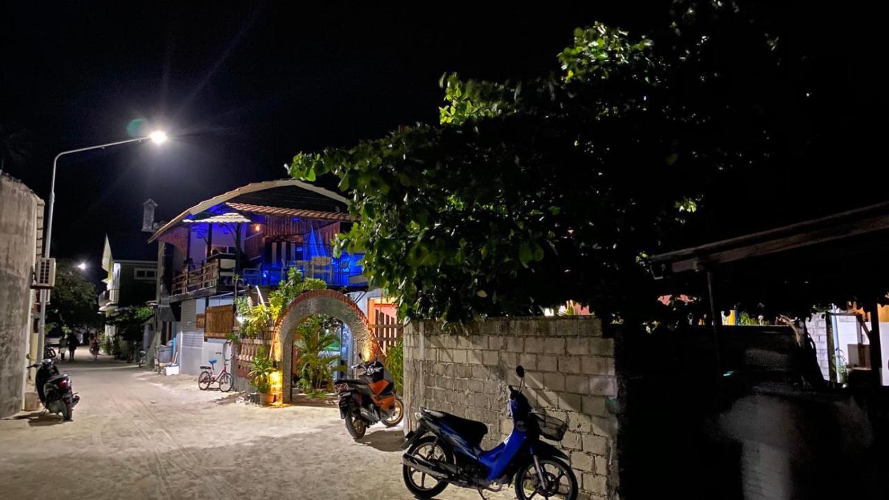 Sunset Holidays Huraa Esterno foto